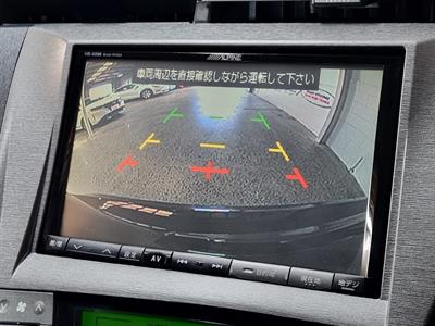 2012 Toyota Prius - Thumbnail