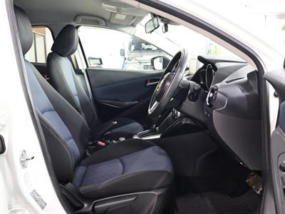 2015 Mazda Demio - Thumbnail