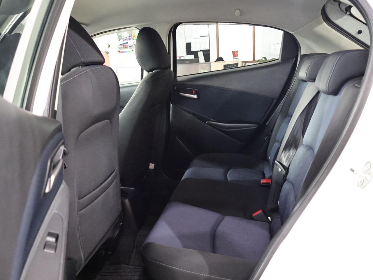 2015 Mazda Demio
