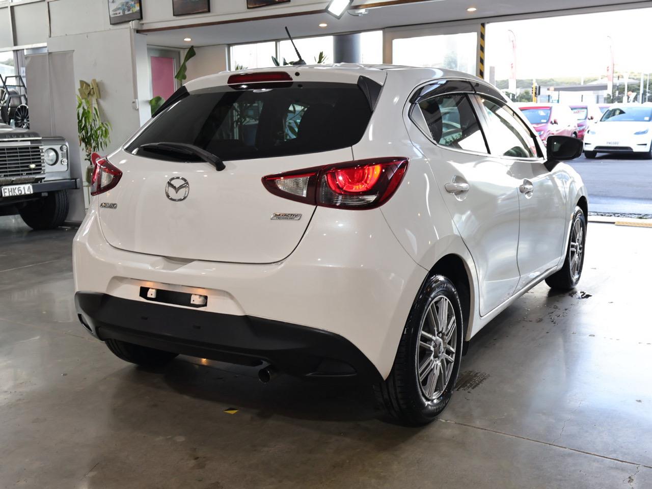 2015 Mazda Demio