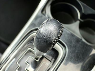 2022 Mitsubishi Outlander - Thumbnail