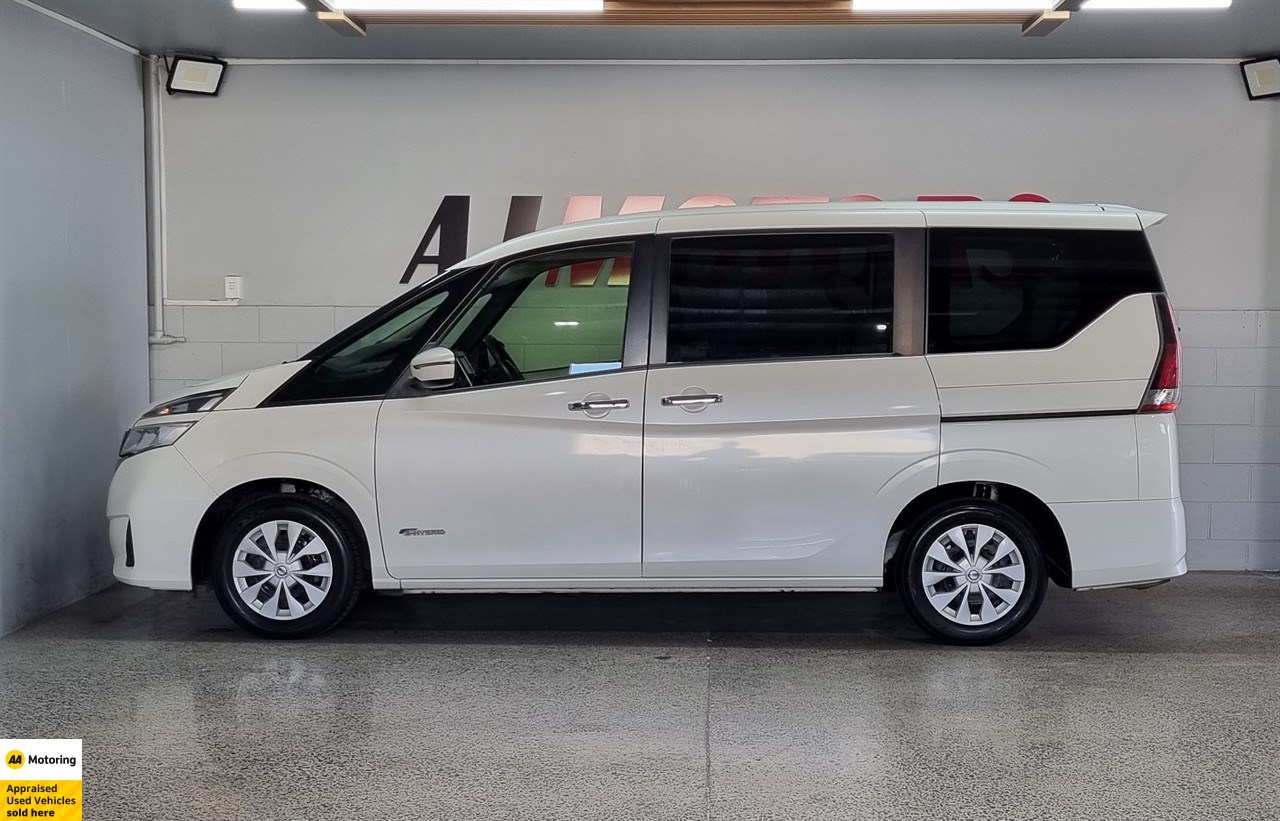 2017 Nissan Serena