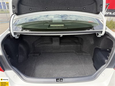 2012 Toyota Camry - Thumbnail