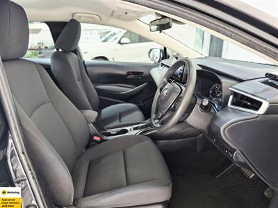 2019 Toyota Corolla - Thumbnail