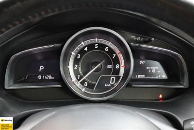 2015 Mazda Axela - Thumbnail
