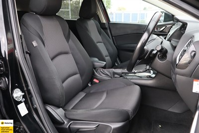 2015 Mazda Axela - Thumbnail