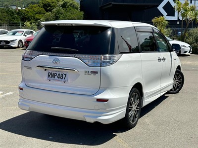 2008 Toyota Estima - Thumbnail