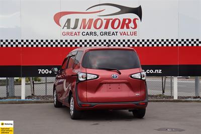 2016 Toyota Sienta - Thumbnail