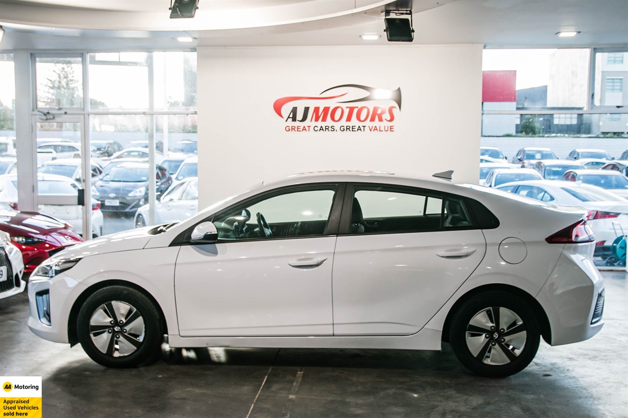 2022 Hyundai IONIQ