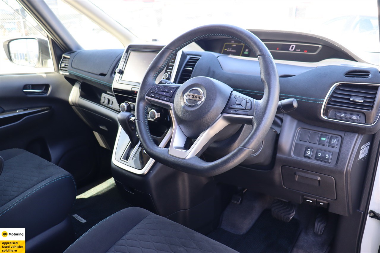 2016 Nissan Serena