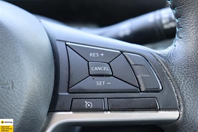 2016 Nissan Serena - Thumbnail