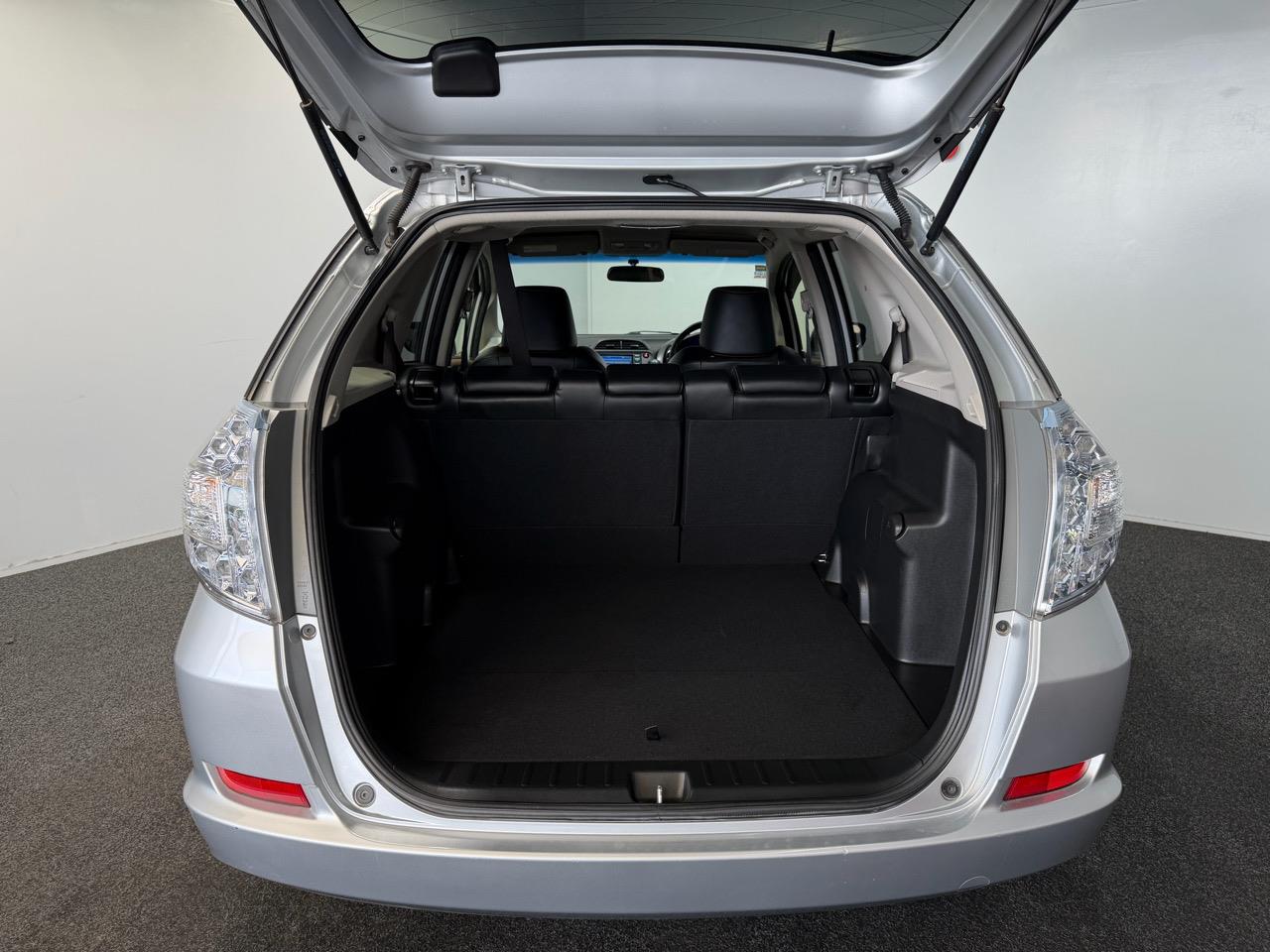 2012 Honda FIT SHUTTLE HYBRID