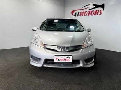 2012 Honda FIT SHUTTLE HYBRID - Thumbnail