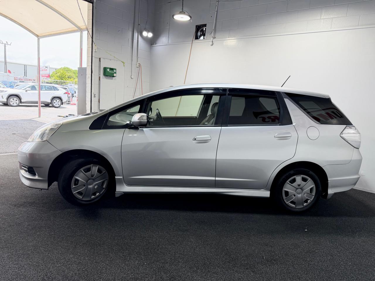 2012 Honda FIT SHUTTLE HYBRID