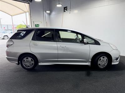 2012 Honda FIT SHUTTLE HYBRID - Thumbnail