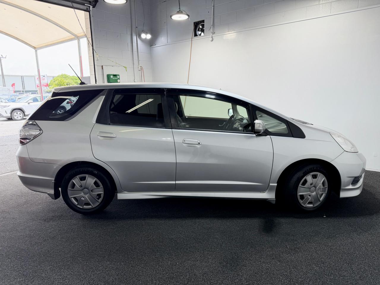 2012 Honda FIT SHUTTLE HYBRID