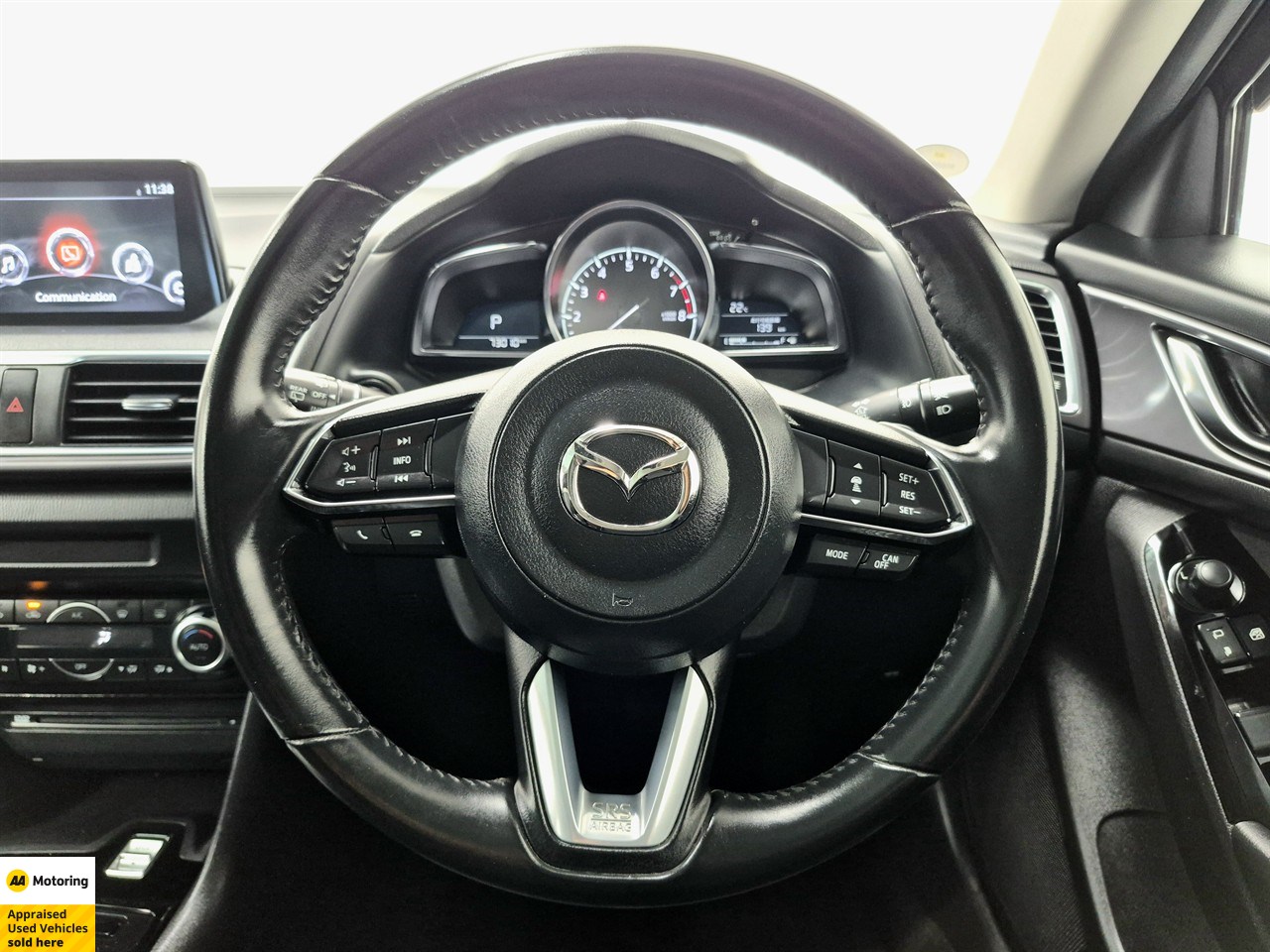 2018 Mazda Axela