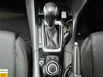 2018 Mazda Axela - Thumbnail