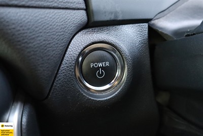 2023 Toyota RAV4 - Thumbnail