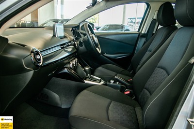 2015 Mazda Demio - Thumbnail