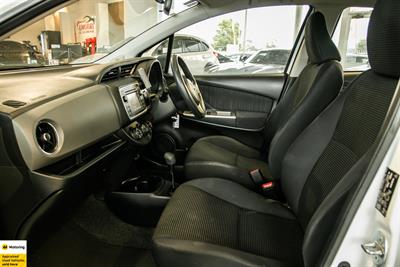 2016 Toyota Yaris - Thumbnail