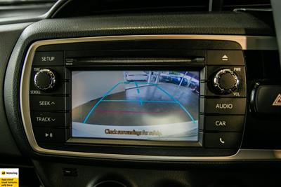 2016 Toyota Yaris - Thumbnail