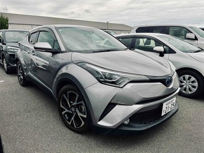 2018 Toyota C-HR - Thumbnail