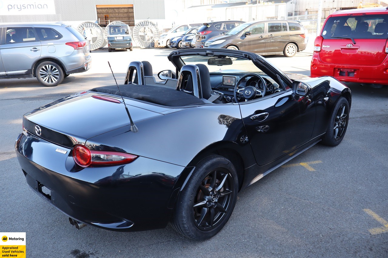 2015 Mazda Roadster