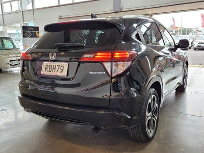 2017 Honda Vezel - Thumbnail