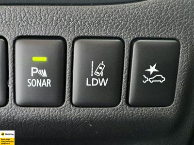 2022 Mitsubishi Outlander - Thumbnail