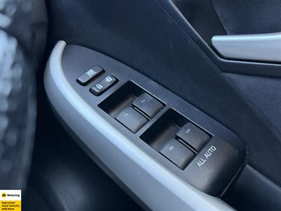 2013 Toyota Prius - Thumbnail