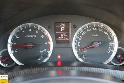 2014 Suzuki Swift - Thumbnail