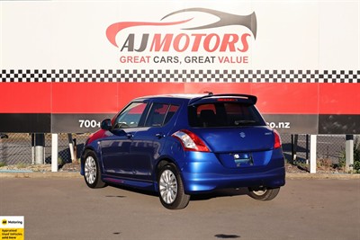 2014 Suzuki Swift - Thumbnail