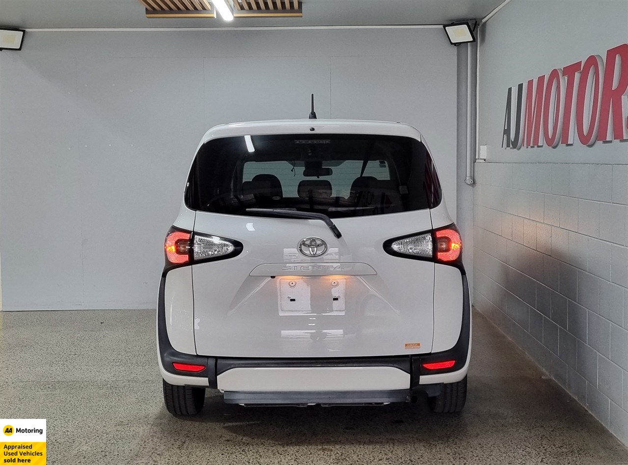 2017 Toyota Sienta