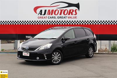 2012 Toyota Prius Alpha - Thumbnail