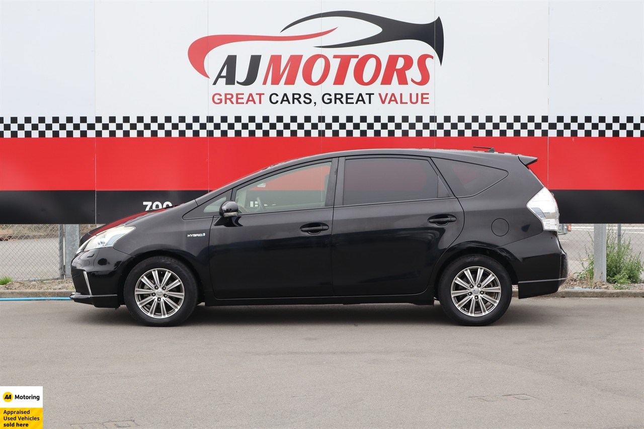 2012 Toyota Prius Alpha