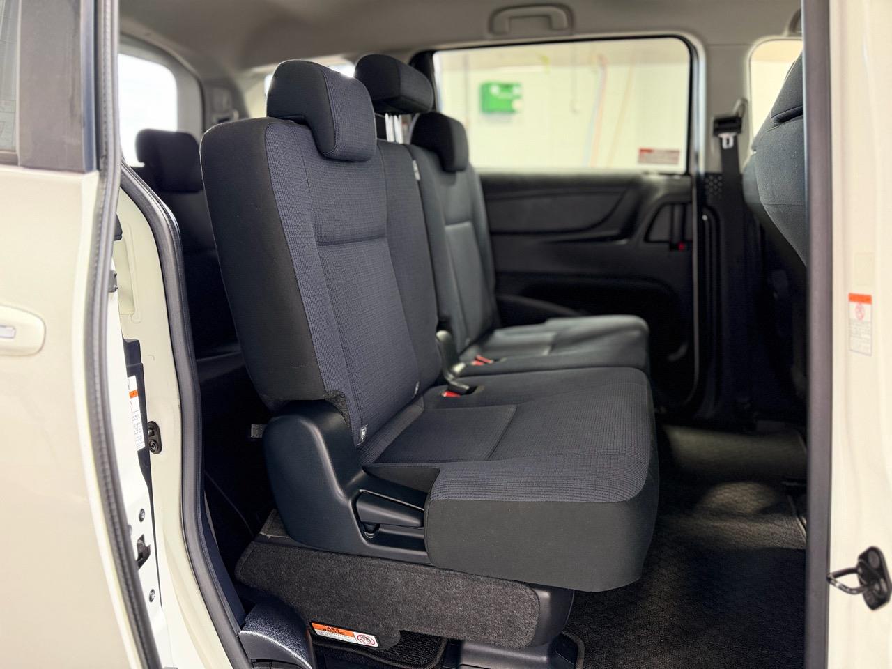 2016 Toyota Sienta