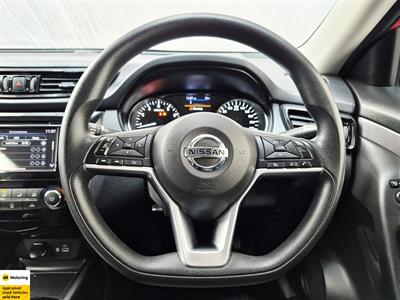 2021 Nissan X-Trail - Thumbnail