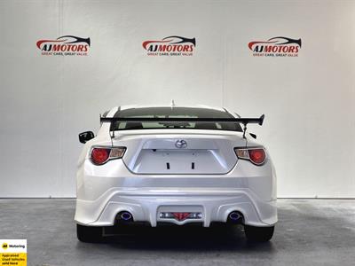 2015 Toyota 86 - Thumbnail