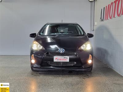 2012 Toyota Aqua - Thumbnail