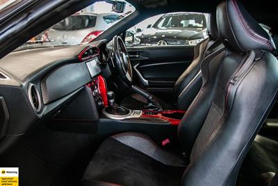 2016 Toyota 86 - Thumbnail