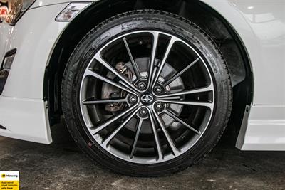 2016 Toyota 86 - Thumbnail