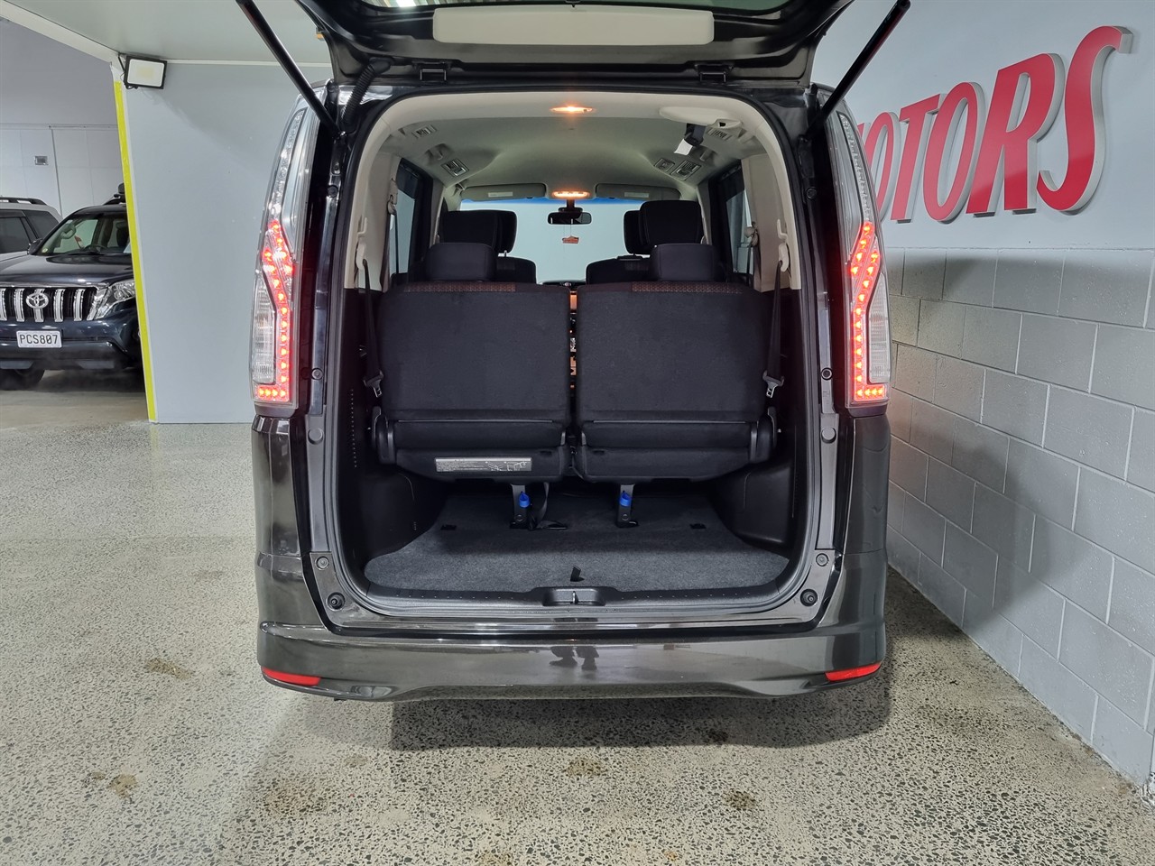 2014 Nissan Serena