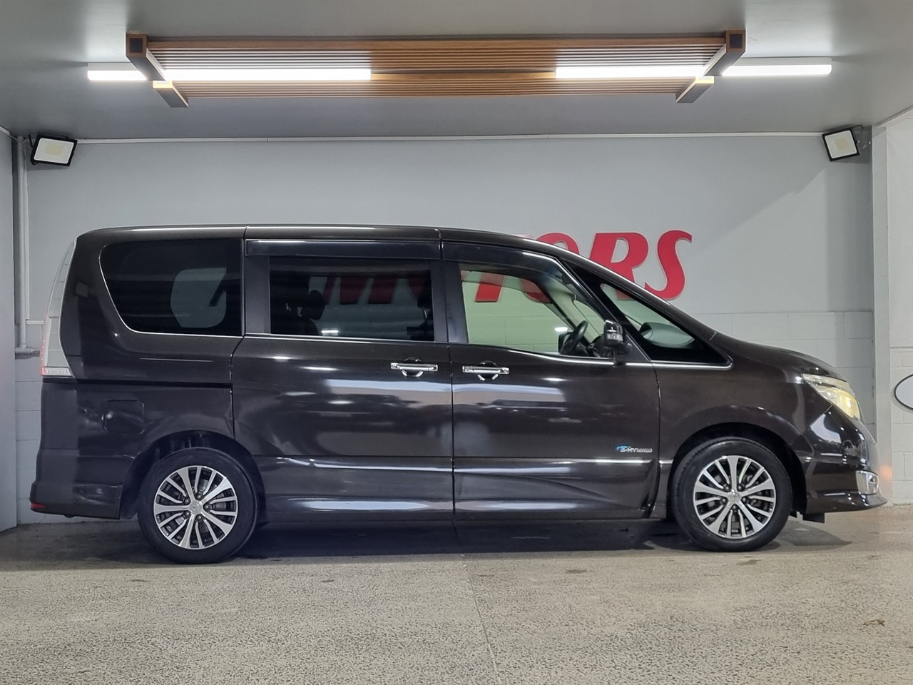 2014 Nissan Serena