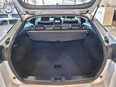 2017 Toyota Prius - Thumbnail