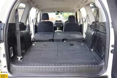 2015 Toyota Land Cruiser Prado - Thumbnail