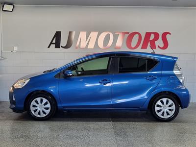 2014 Toyota Aqua - Thumbnail