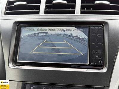 2013 Toyota Prius - Thumbnail