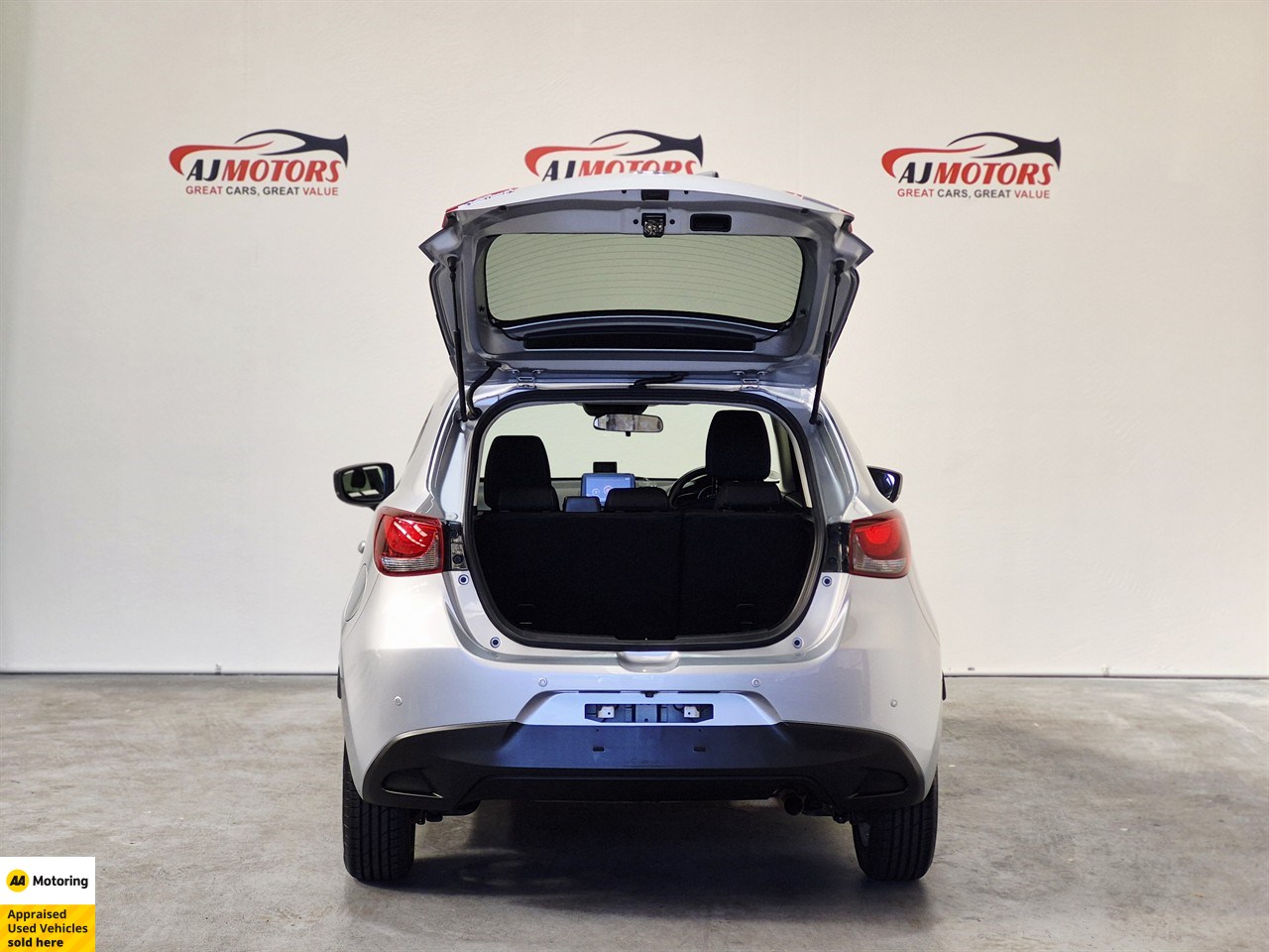 2018 Mazda Demio