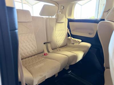 2023 Toyota Alphard - Thumbnail